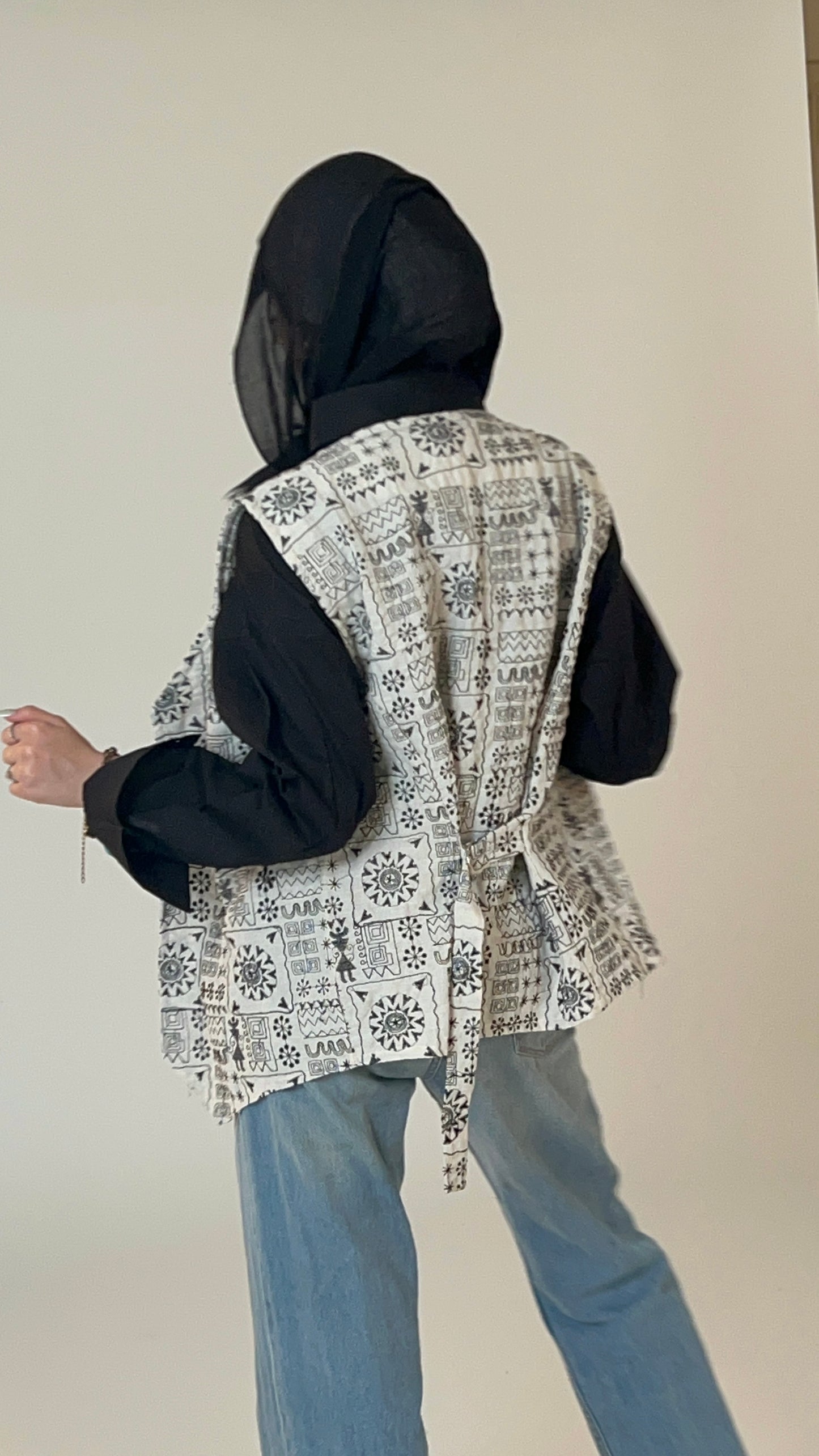 linen embrodiery vest
