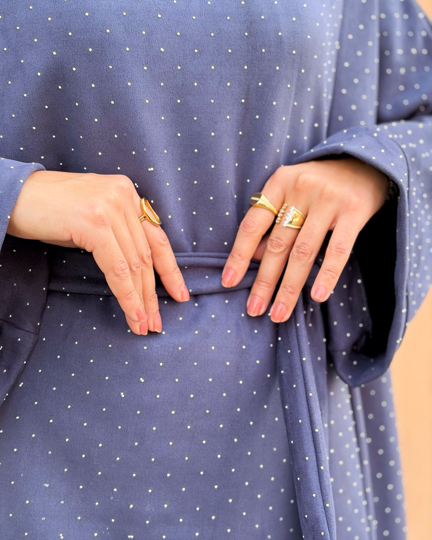 suede studs abaya (navy)