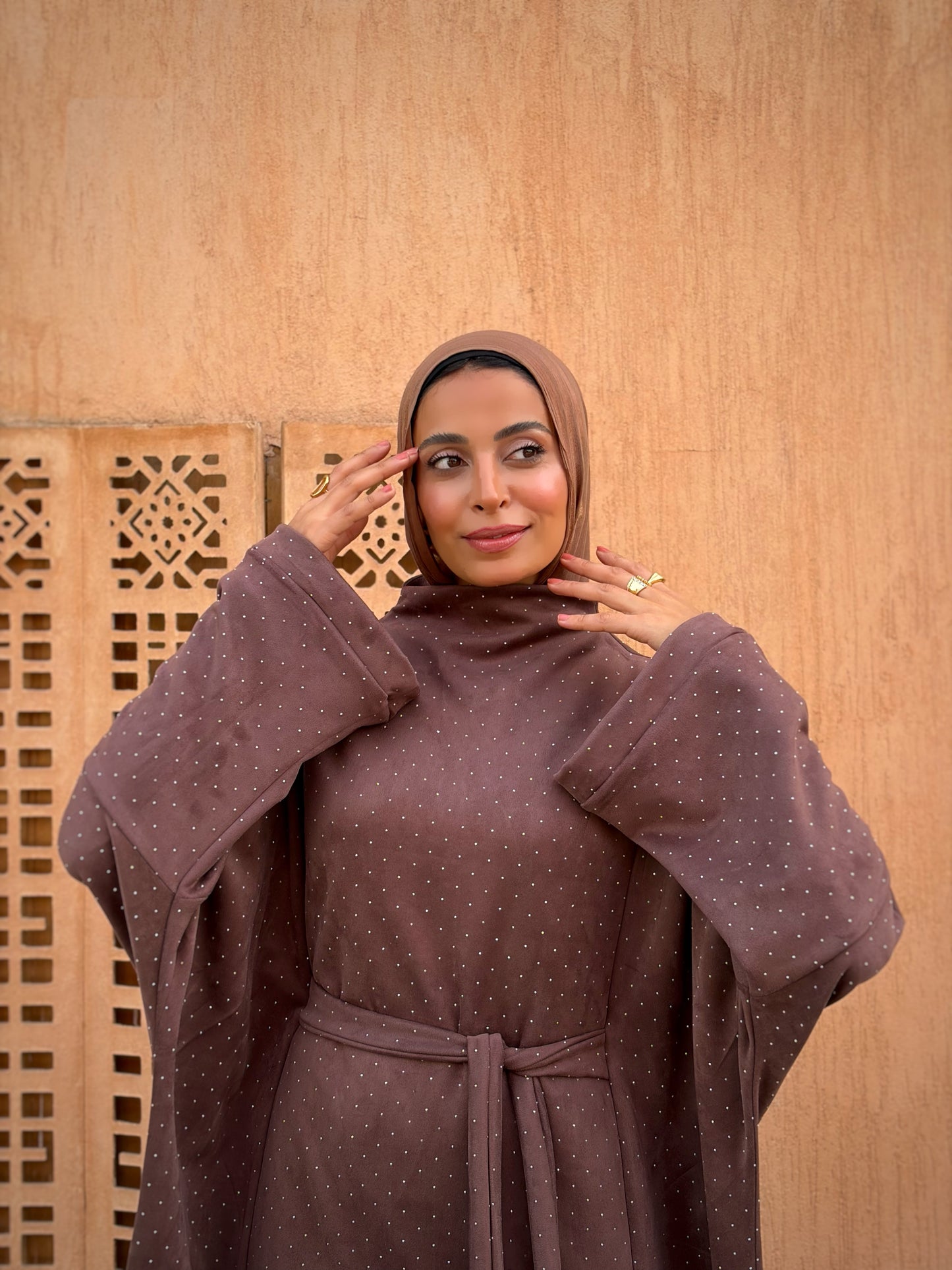 suede studs abaya (brown)