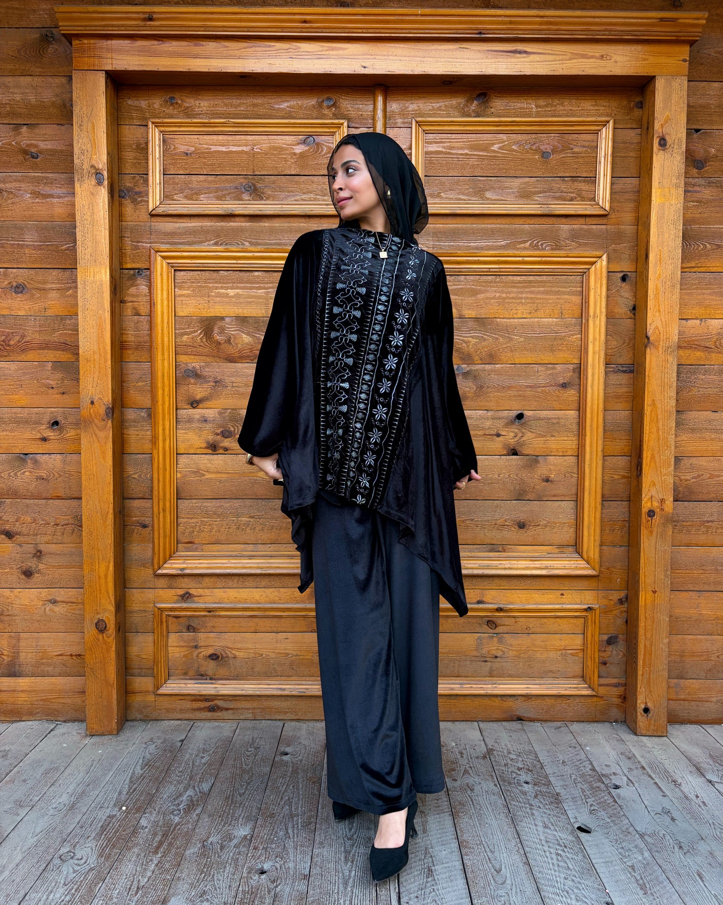 velvet embrodery set (black)