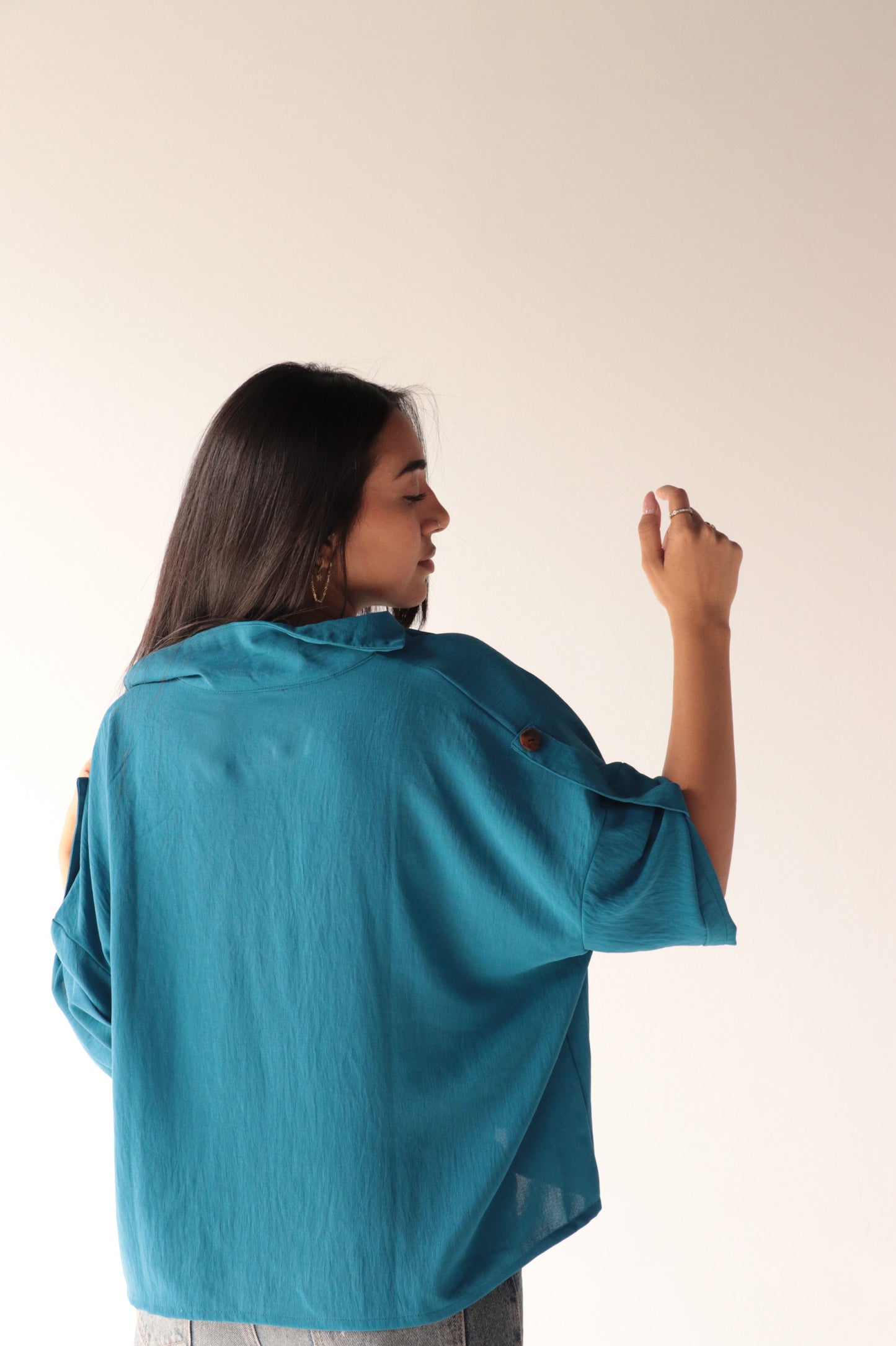 Croped blue crepe blouse