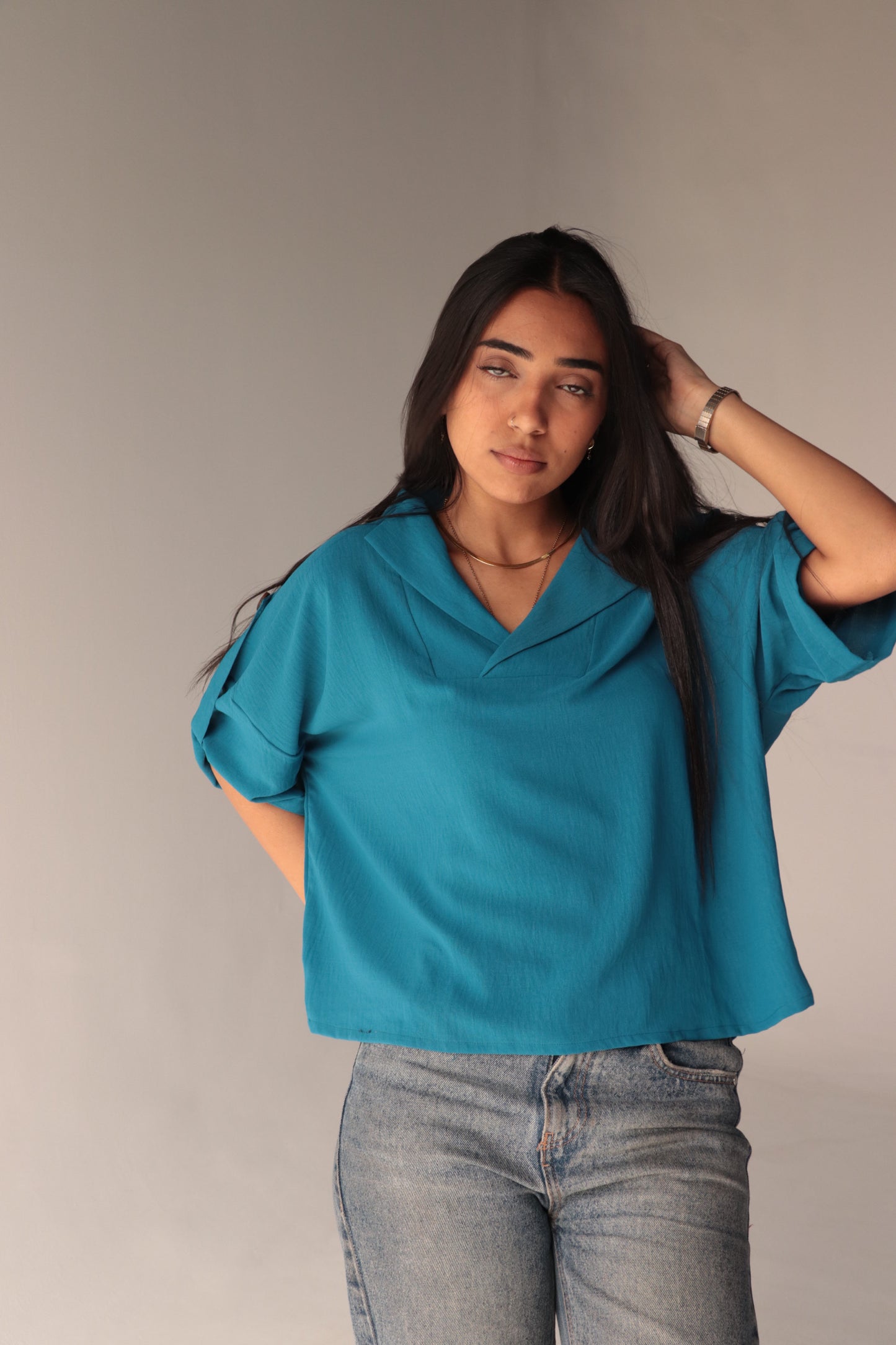 Croped blue crepe blouse